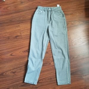 NWOT Pull & Bear light grey high waisted mom jeans